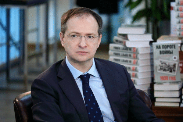 Эксклюзивное интервью: Владимир Мединский о величии русской расы и будущем России
